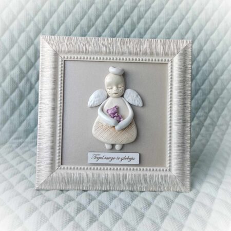 Keramikinis angelas rėmelyje su meškiuku 18x18cm