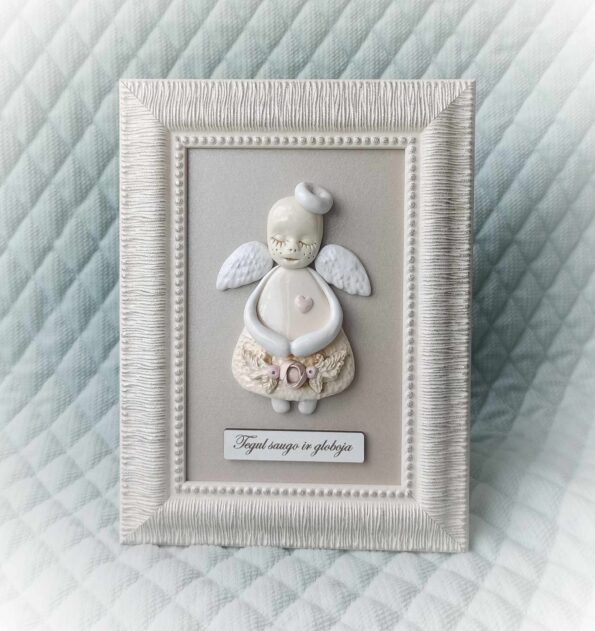 Keramikinis angelas rėmelyje 15x20cm