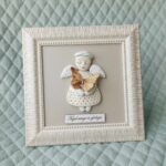 Keramikinis angelas rėmelyje su drugeliu 18x18cm