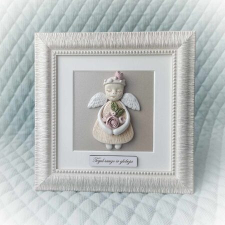 Keramikinis angelas rėmelyje su gėlėmis 20x20cm