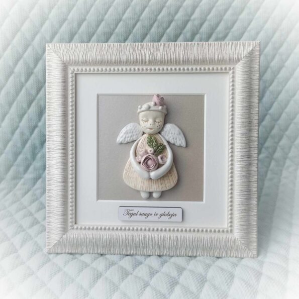 Keramikinis angelas rėmelyje su gėlėmis 20x20cm