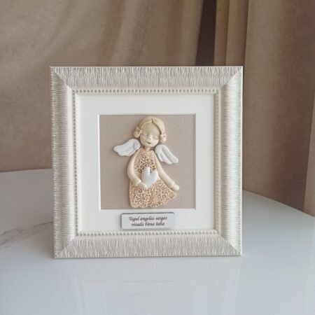 Keramikinis angelas rėmelyje su širdele 20x20cm
