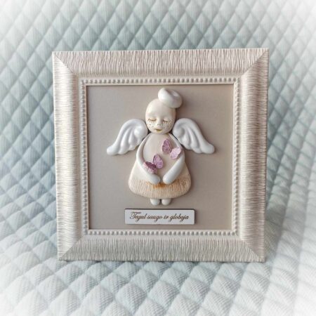 Keramikinis angelas rėmelyje su drugeliais 18x18cm