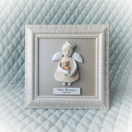Keramikinis angelas rėmelyje su meškiuku 18x18cm