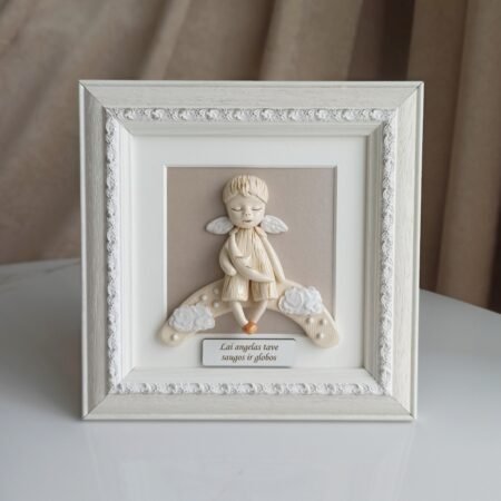 Angelas ant arkos su mėnuliu rėmelyje 20x20cm
